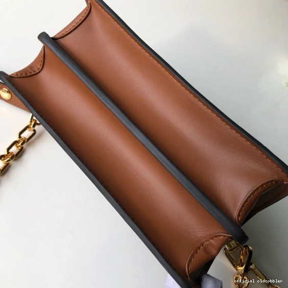 Official oldcobbler Spring Vuitton Show） Louis Dauphine Mini（2019 0821